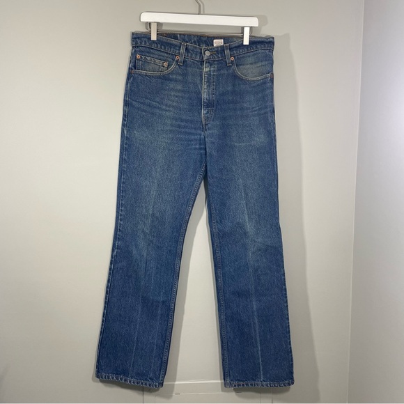 Vintage Levi’s 517 Boot Cut Fit Jeans 34x32 - Picture 1 of 10